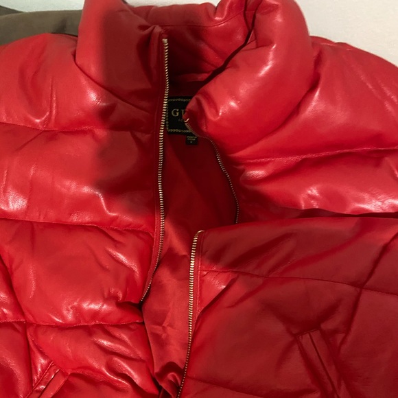 guess red bubble jacket